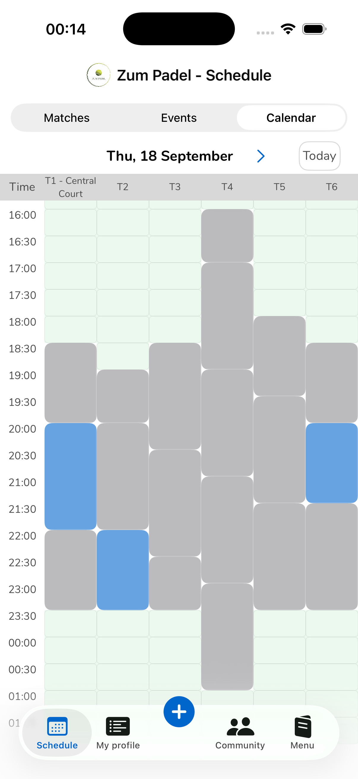 Courtio calendar view for players showing available slots